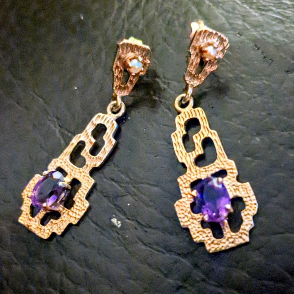 Vintage 14k gold and Amethyst Earrings